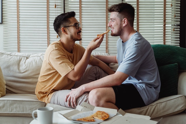 GAY PARTNER JERSEY KANAL ADALARı